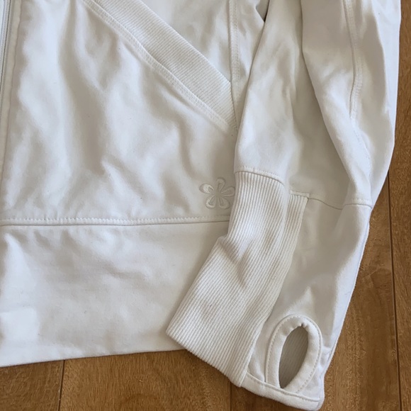 Tuff Athletics White Zip Up - Picture 2 of 3